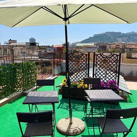 Ferienwohnung Cuore Di Spaccanapoli Exterior foto