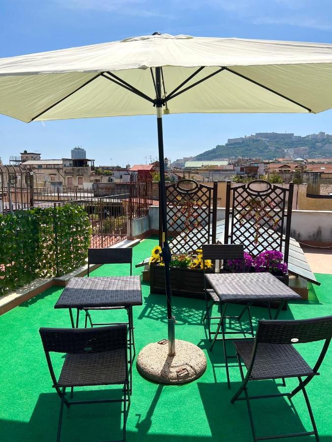 Ferienwohnung Cuore Di Spaccanapoli Exterior foto